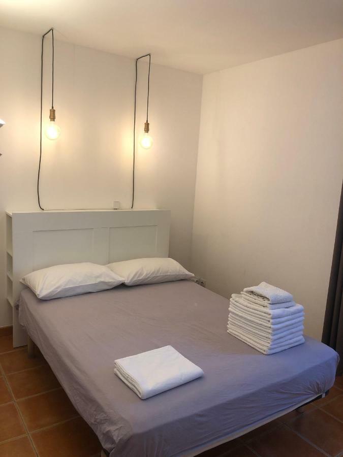 Dans La Les Mazets De Camargue * Arles