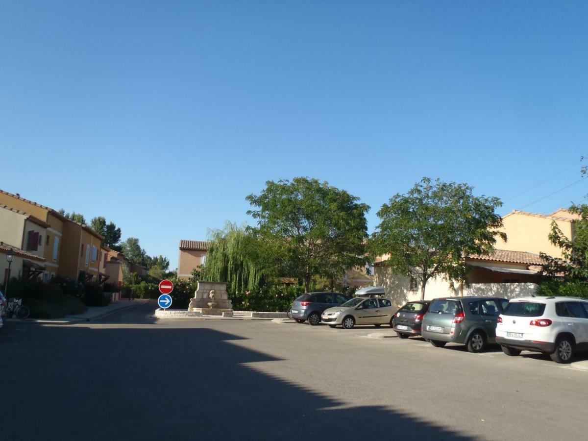 Apartment Dans La Les Mazets De Camargue Arles